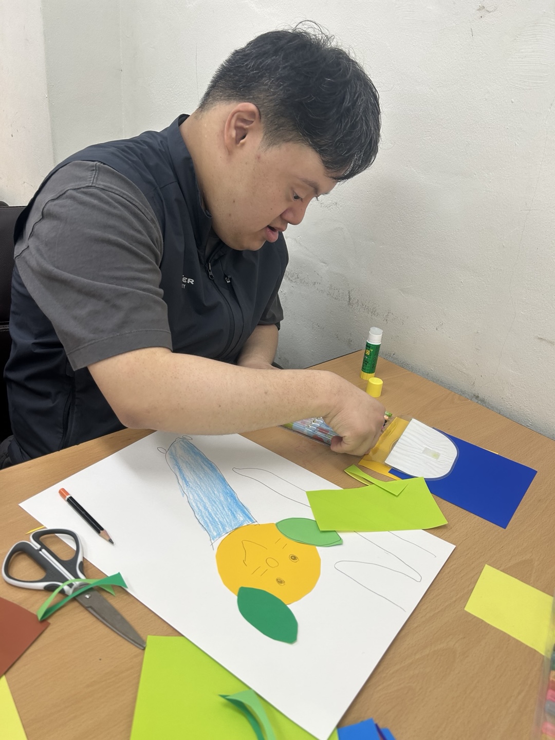 5월 30일 미술 동아리#컵#주전자#여러 가지 모양